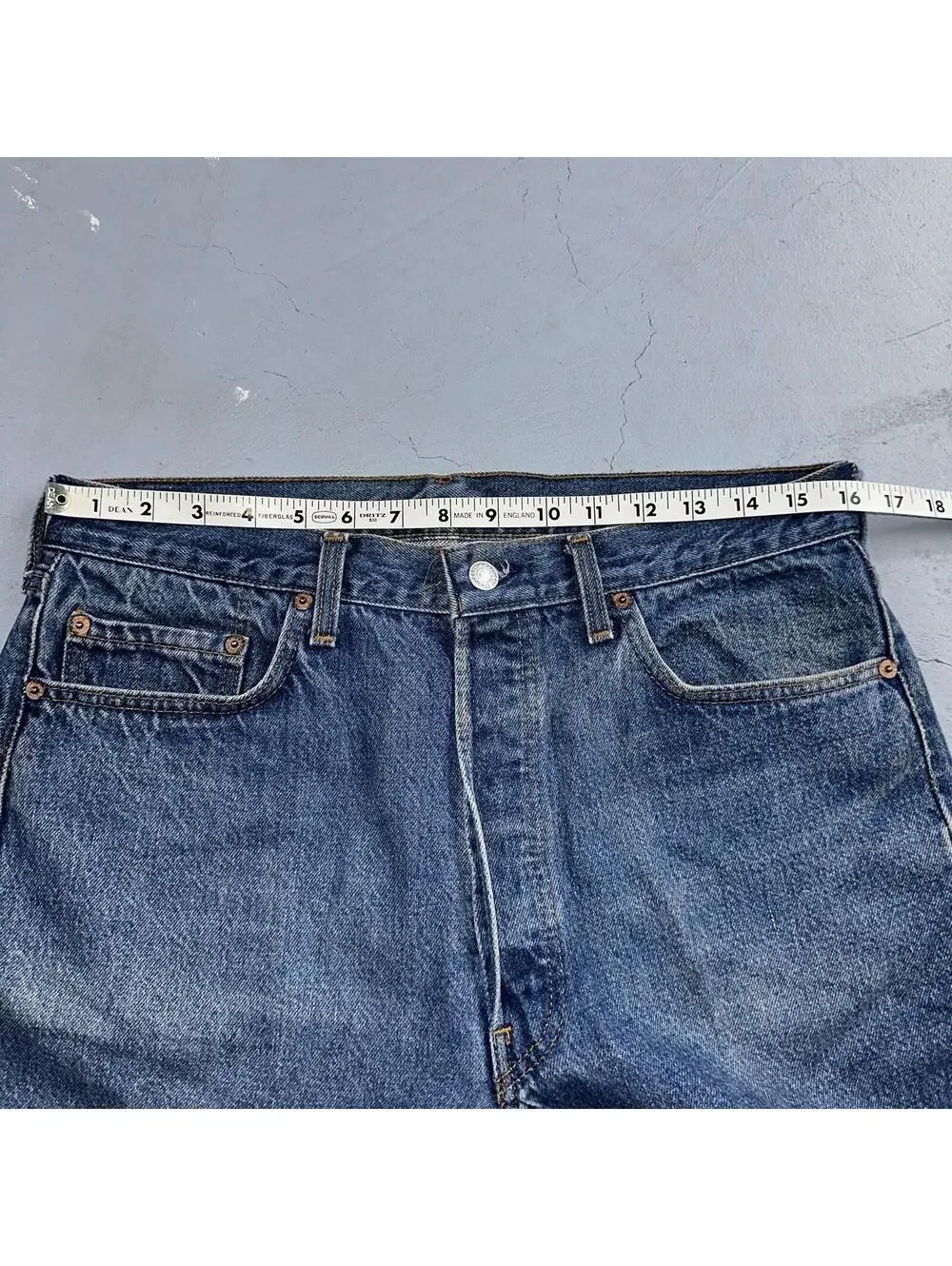 Levis 501 Vintage 80s USA XX Straight Leg Jeans Blue Light Wash 36x40 Act 32x29